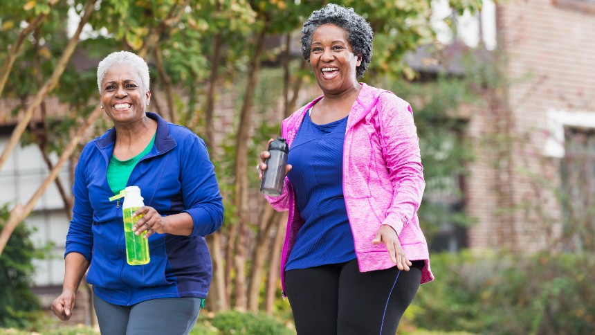 Top 5 things seniors need to know to stay healthy this summer