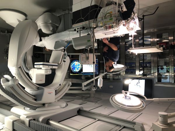 Neurosurgeon Joshua Marcus, MD operates the Biplane Angiography System at Norwalk Hospital, where he performs endovascular surgery to treat neurological conditions such as stroke.