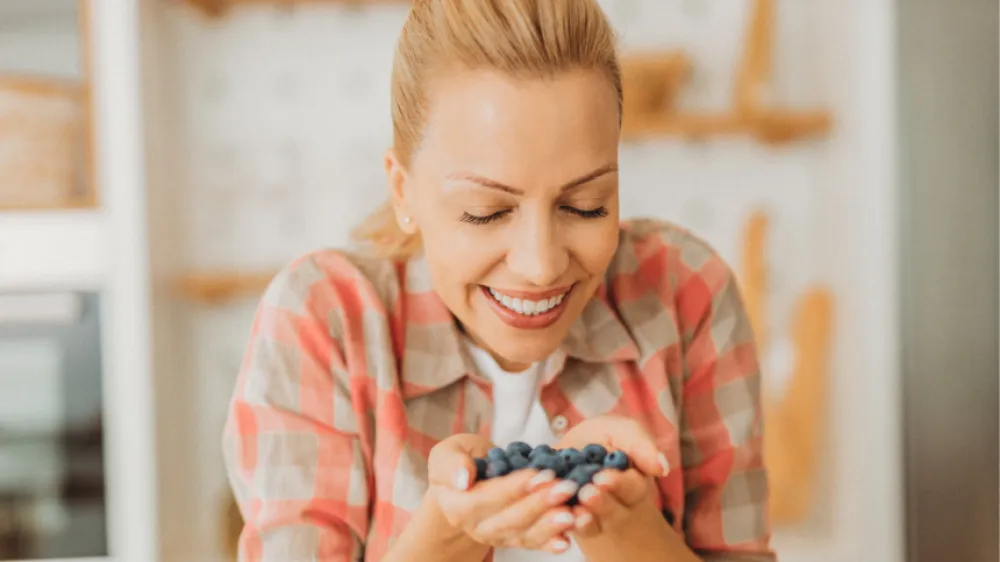 Hero Benefits of Berries Blog Article 2024 860x484