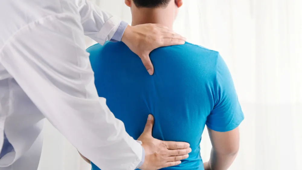 Hero Scoliosis Article 860x484