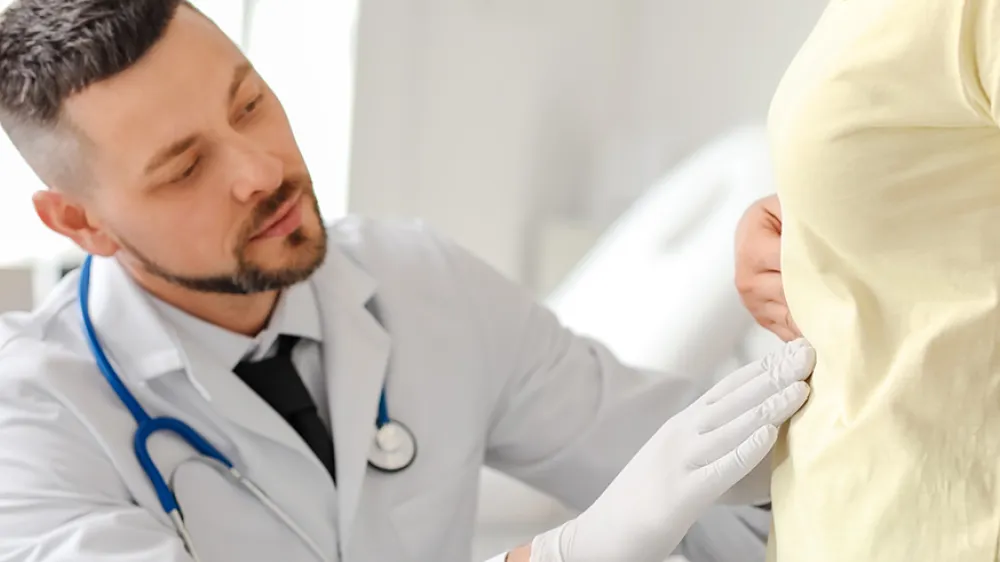 gastroenterology-doctor-patient